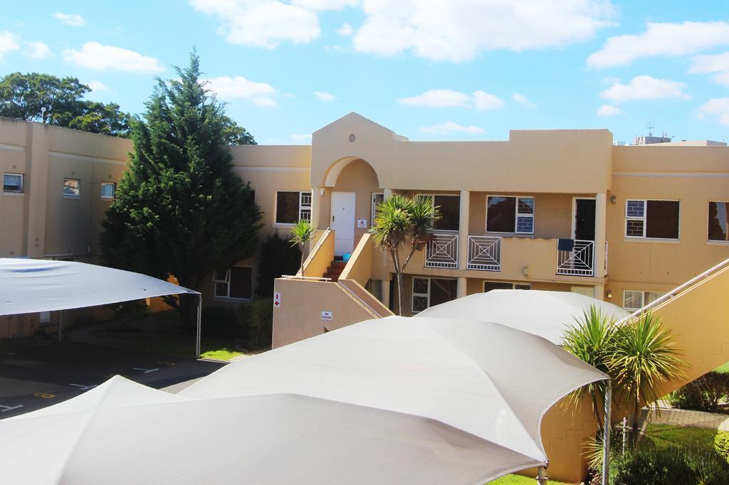 Smithland Guest Apartments Cape Town Bellville Exterior foto