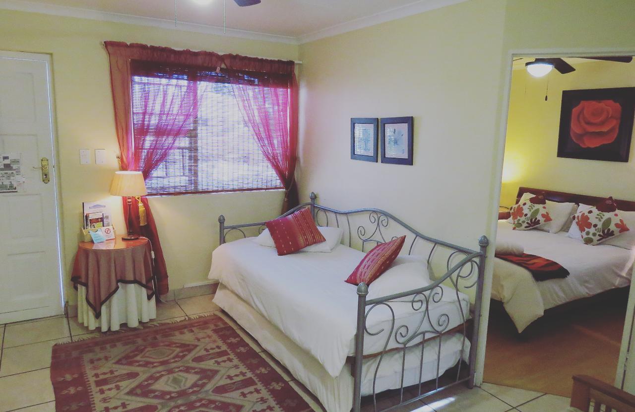 Smithland Guest Apartments Cape Town Bellville Exterior foto